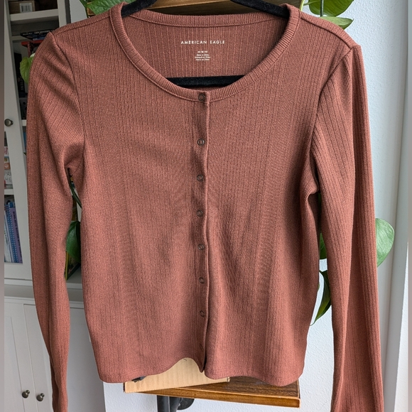 American Eagle Outfitters Tops - American Eagle Outfitters Women's Rust Button Down Shirt